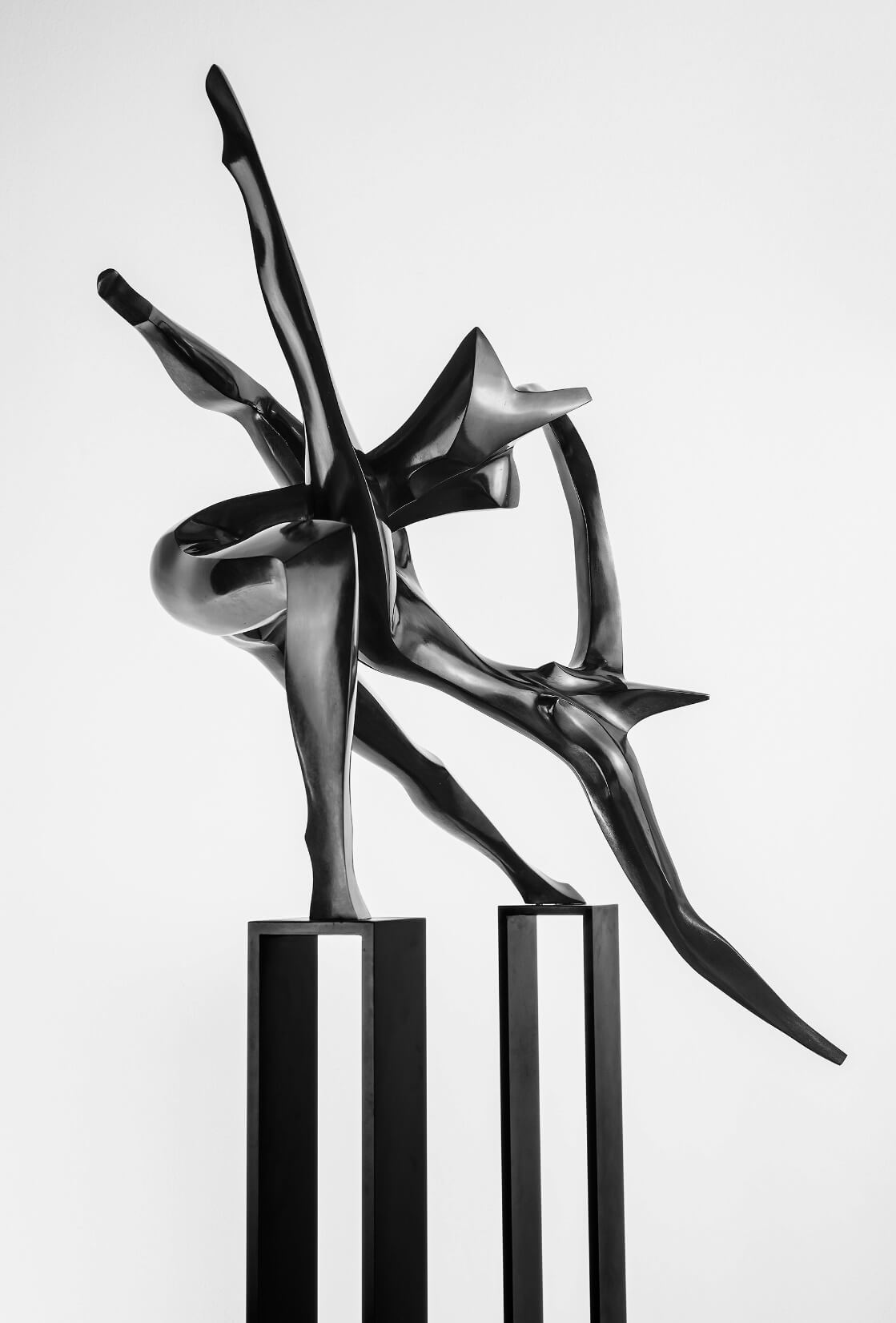 Isaac Kahn | Sculpture - Dancers