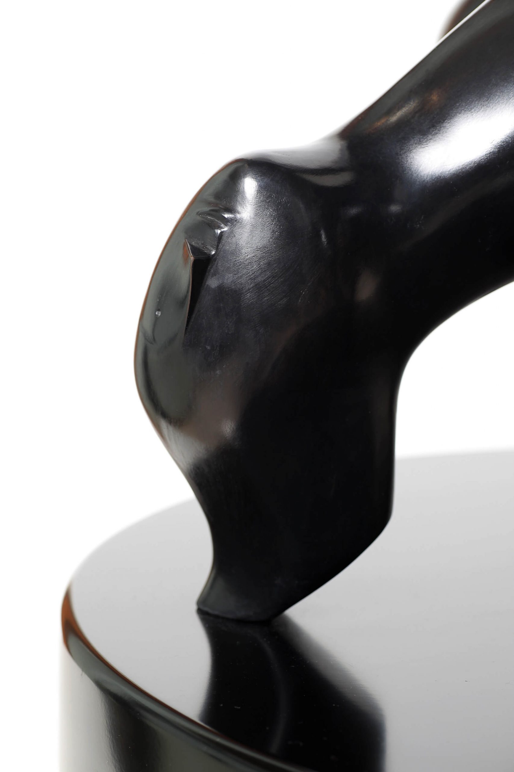 Isaac Kahn | sculture - Dream of woman