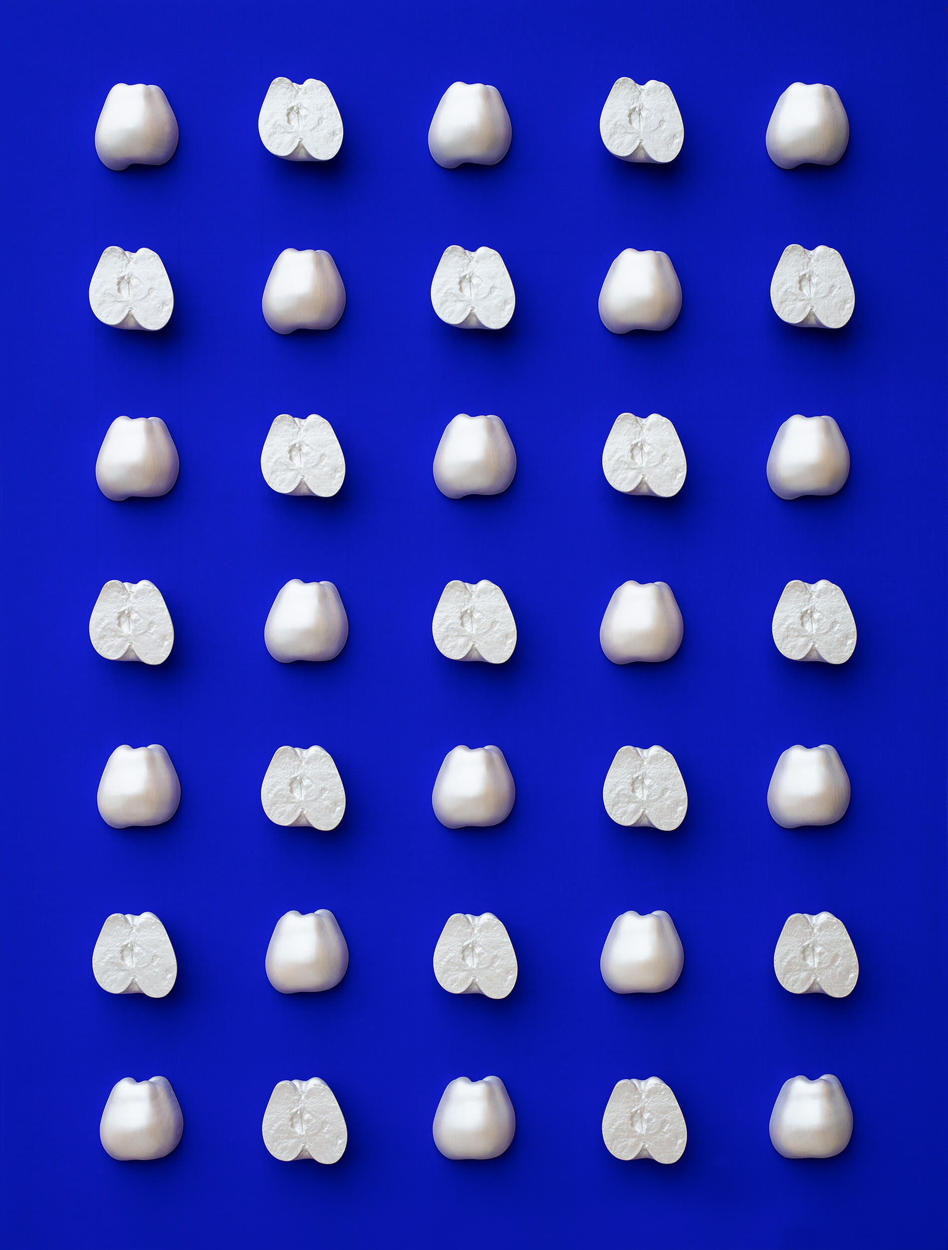 Isaac Kahn | Composition - Blue Apple