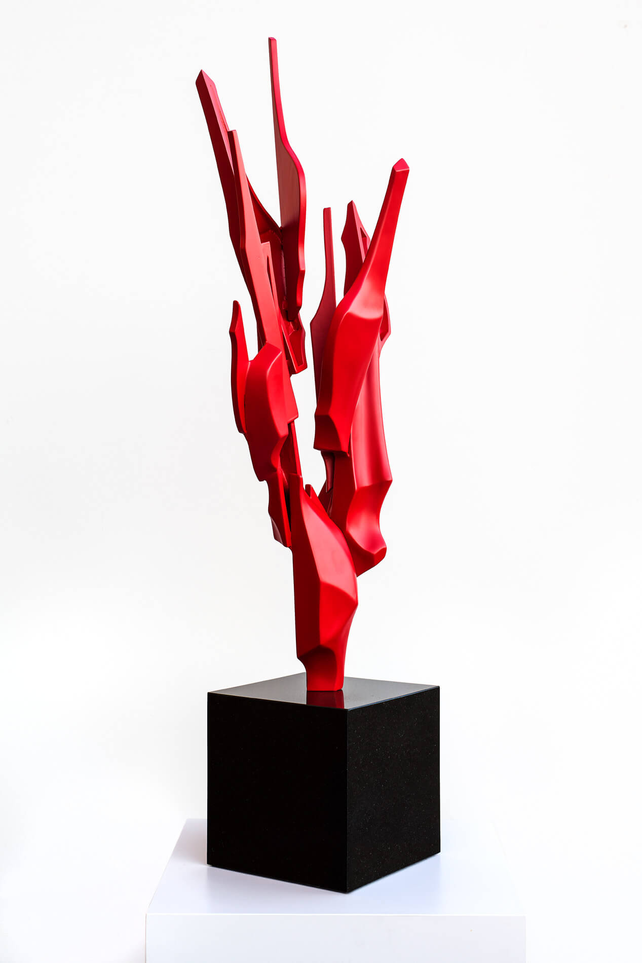 Isaac Kahn | Composition red