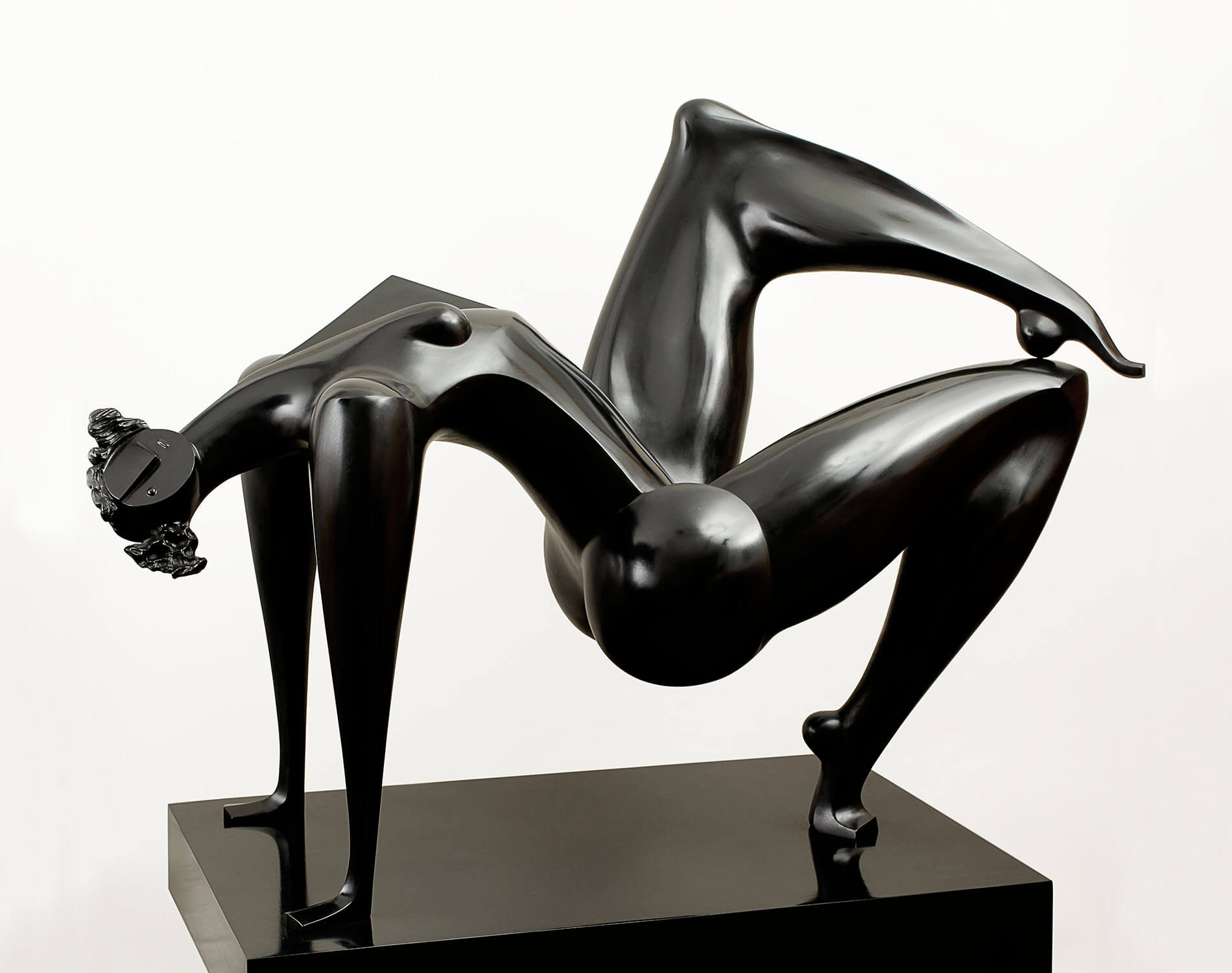 Isaac Kahn | Acrobata