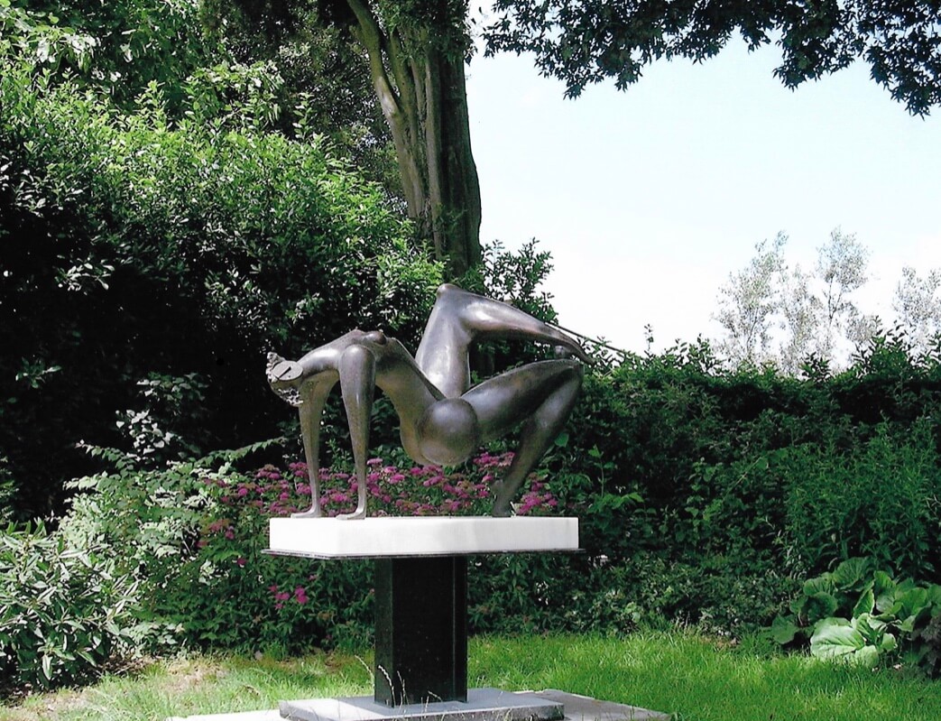 Isaac Kahn - Acrobata. Can be seen at Villa Mangiacane Hotel