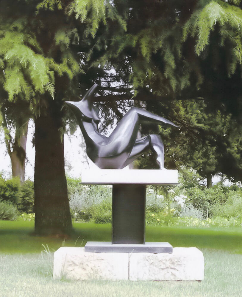 Isaac Kahn - Reclining woman. Can be seen at Villa Mangiacane Hotel