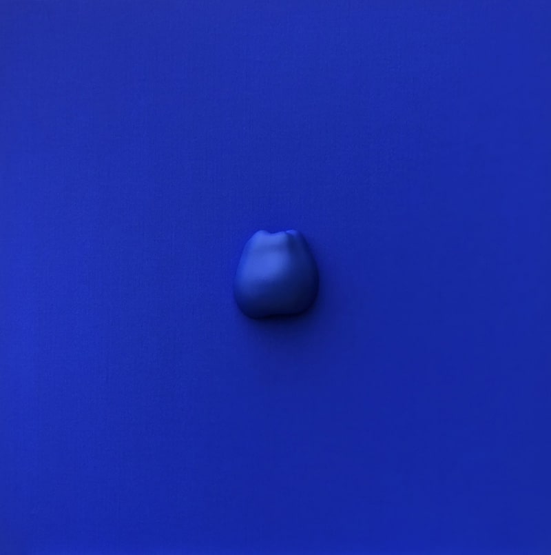 Isaac Kahn | Apple (Blue Monochrome)
